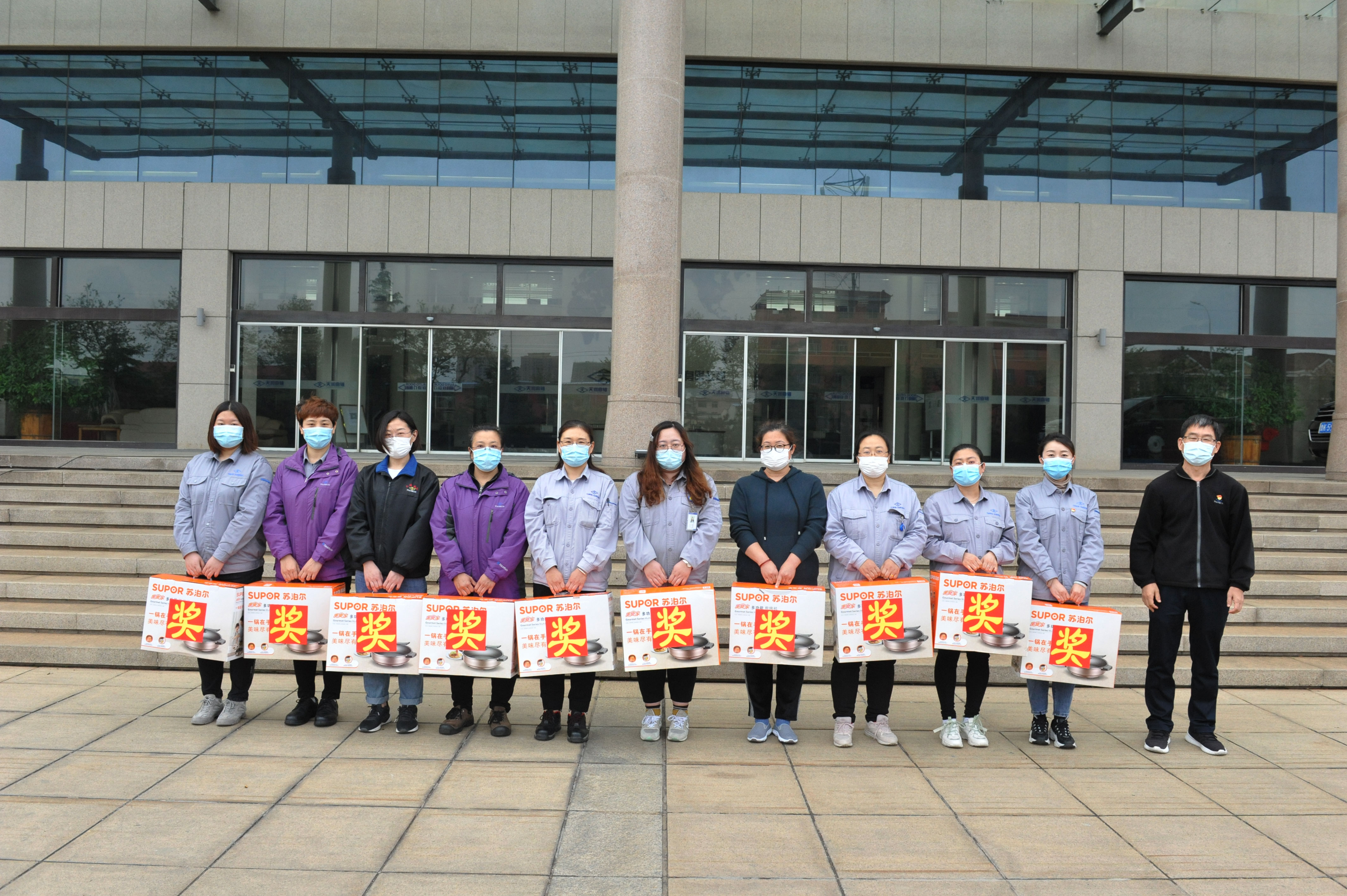 女冠.jpg 女冠.jpg